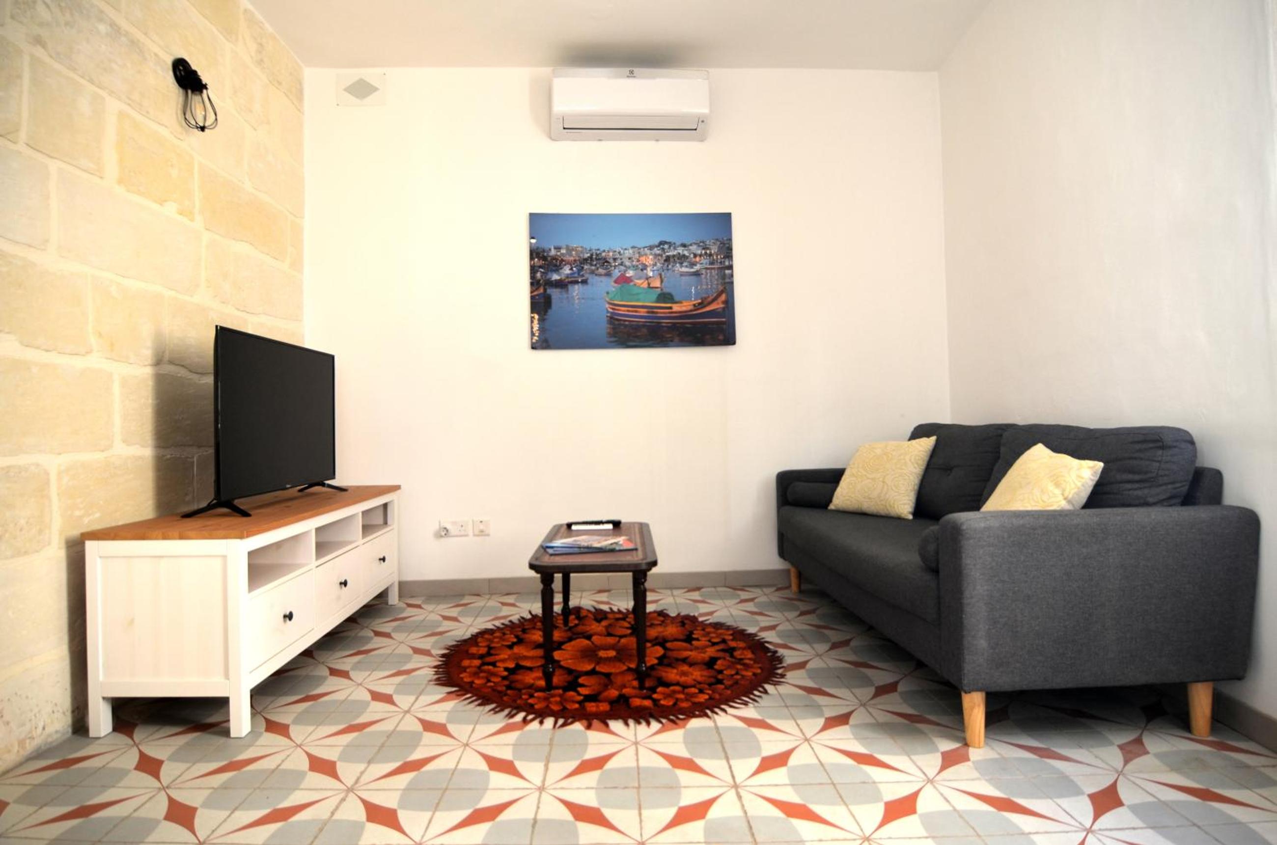 One-Bedroom Apartment at Città Cospicua suites